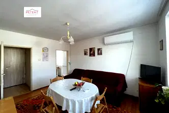 Етаж от къща в Габрово, с. Поповци