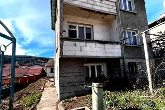 Етаж от къща в Кюстендил, Дупница