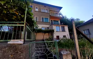 Етаж от къща в Плевен, Никопол