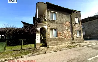 Етаж от къща в Плевен, Никопол