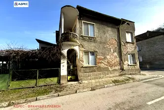 Етаж от къща в Плевен, Никопол