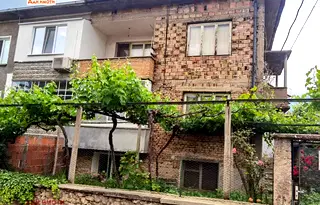 Етаж от къща в Пловдив, Карлово