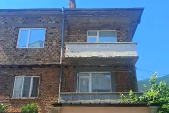 Етаж от къща в Пловдив, Карлово