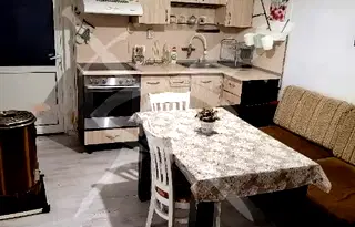 Етаж от къща в Пловдив, Сопот