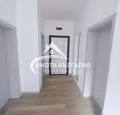 Photo 5 — Floor of House in Oblast Plovdiv, Sopot