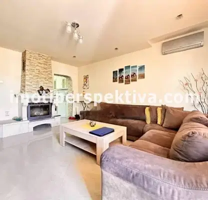 Photo 2 — Floor of House in Oblast Plovdiv, Pyrvenec
