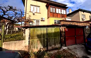 Етаж от къща в София, Сливница