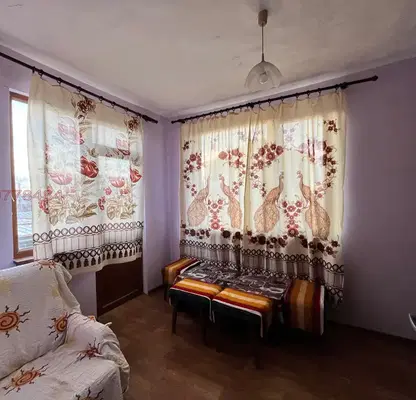 Снимка 2 — Етаж от къща в Стара Загора, Крън