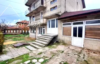 Етаж от къща във Варна, Долни чифлик