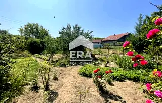 Етаж от къща във Варна, с. Долище