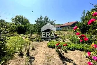 Етаж от къща във Варна, с. Долище