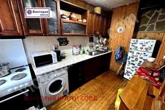 Етаж от къща във Велико Търново, Дебелец