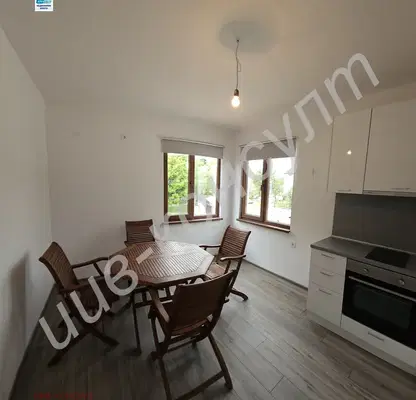 Photo 2 — Floor of House in Oblast Veliko Tyrnovo, Debelec