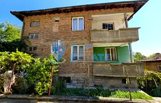Етаж от къща във Велико Търново, Елена