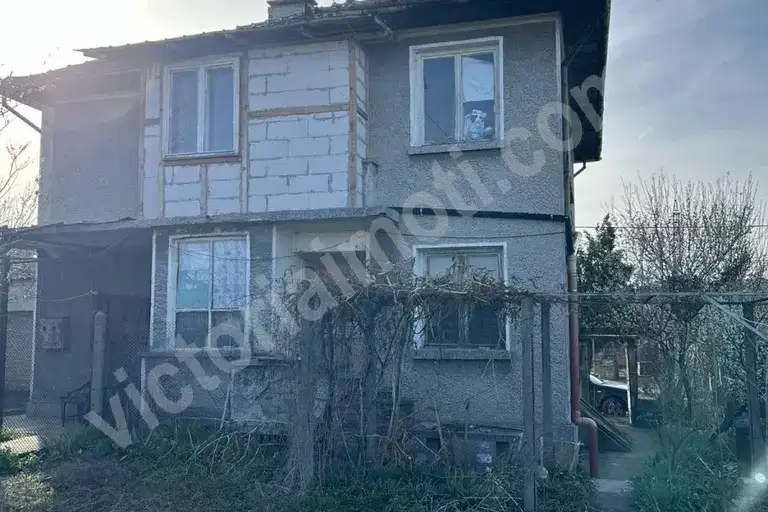 Floor of House in Oblast Veliko Tyrnovo, Gorna Oryahovica