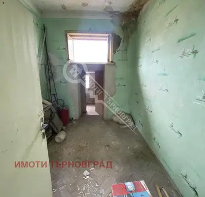 Photo 4 — Floor of House in Oblast Veliko Tyrnovo, Ovcha Mogila