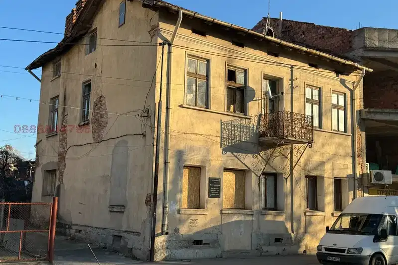 Floor of House in Oblast Vraca, Byala Slatina