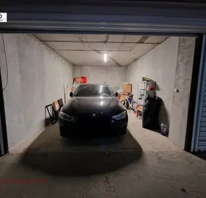 Photo 3 — Garage/Parking in Студентски