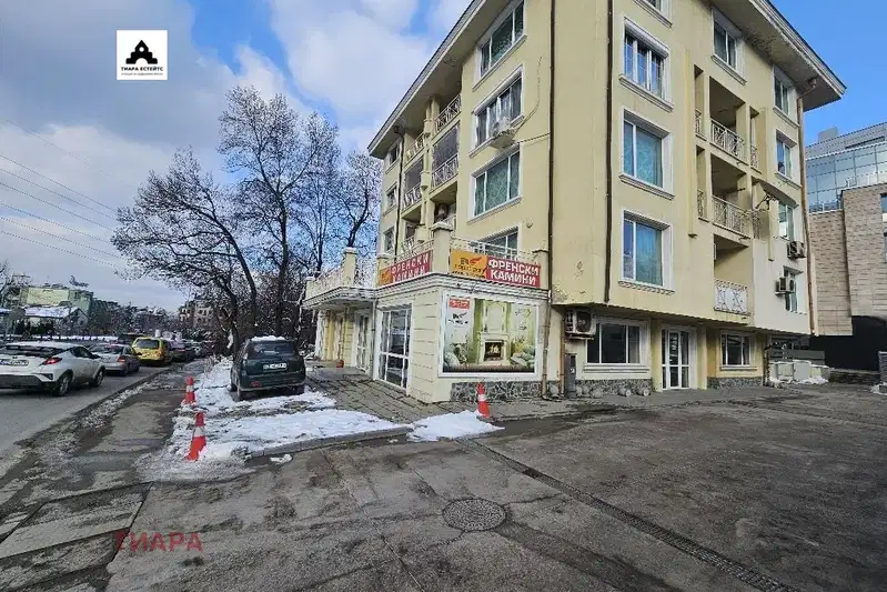 Garage/Parking in Студентски