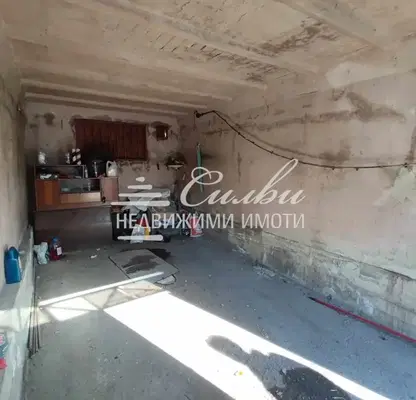 Снимка 2 — Гараж/Паркомясто в Шумен, 5-ти полк