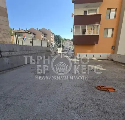 Снимка 3 — Гараж/Паркомясто във Велико Търново, Акация