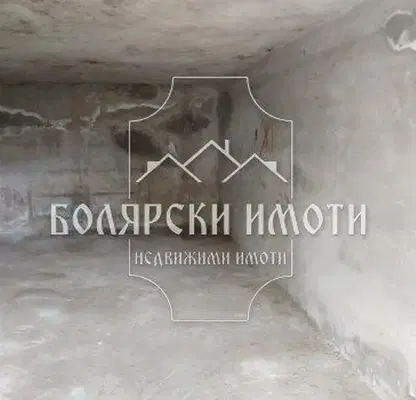 Снимка 3 — Гараж/Паркомясто във Велико Търново, Акация
