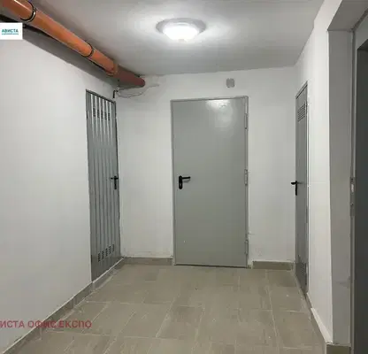 Снимка 4 — Паркомясто в София, Банишора