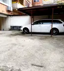 Гараж/Паркомясто в София, Белите брези