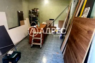 Гараж/Паркомясто в София, Белите брези