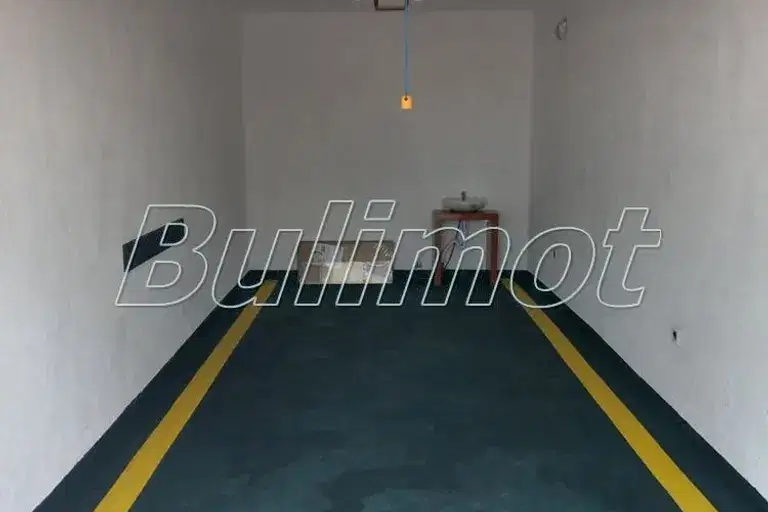 Garage/Parking in Varna, Briz