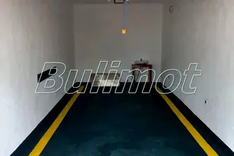 Гараж/Паркомясто във Варна, Бриз