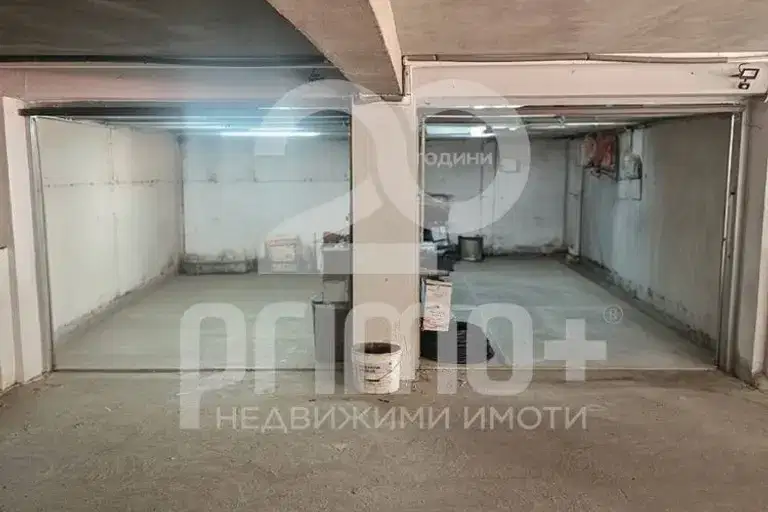 Гараж/Паркомясто във Велико Търново, Бузлуджа