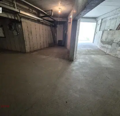 Photo 2 — Garage/Parking in Ruse, Centyr
