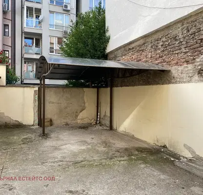 Снимка 2 — Гараж/Паркомясто в София, Център