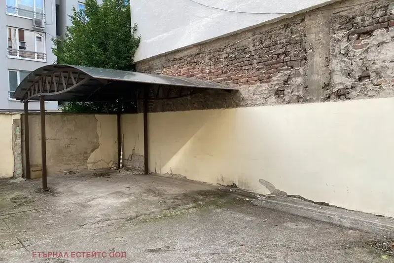 Garage/Parking in Sofiya, Centyr