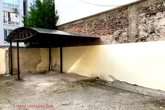 Гараж/Паркомясто в София, Център