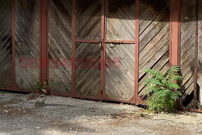 Гараж/Паркомясто в Добрич, Център
