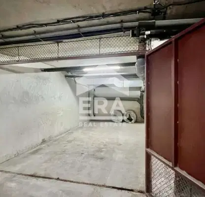 Photo 5 — Garage/Parking in Ruse, Centyr