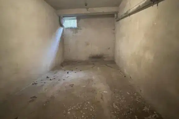 Гараж/Паркомясто в Търговище, Център