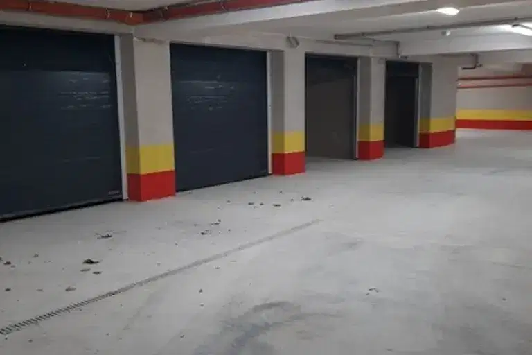 Гараж/Паркомясто в Кърджали, Център