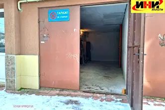 Гараж/Паркомясто в Русе, Център