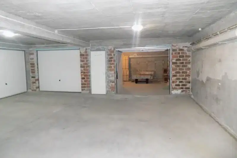 Garage/Parking in Kyrdjali, Centyr