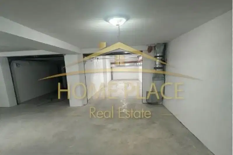 Garage/Parking in Varna, Centyr