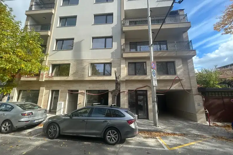 Garage/Parking in Varna, Centyr