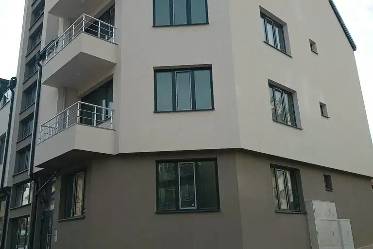 Гараж/Паркомясто в Русе, Дружба 1