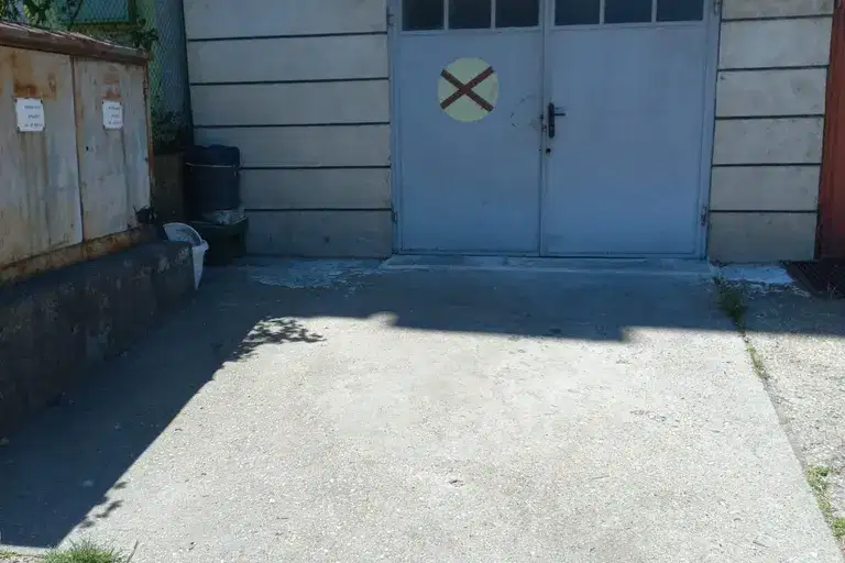 Гараж/Паркомясто в Русе, Дружба 1