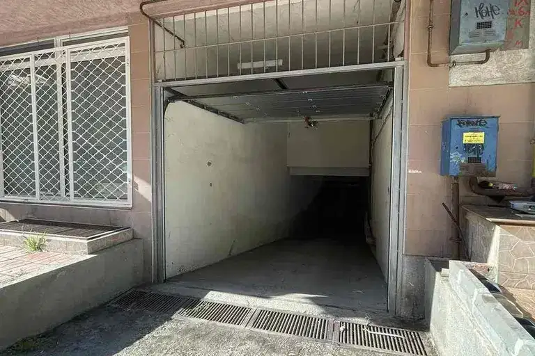 Гараж/Паркомясто в Русе, Хъшове