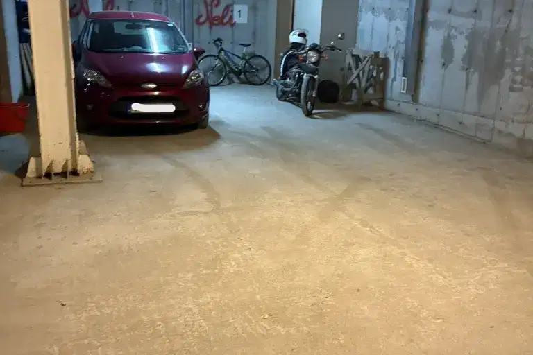 Гараж/Паркомясто в Русе, Хъшове