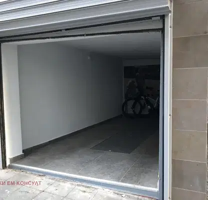 Photo 2 — Garage/Parking in Pleven, Idealen Centyr