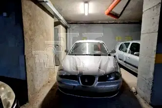 Гараж/Паркомясто във Варна, Колхозен пазар